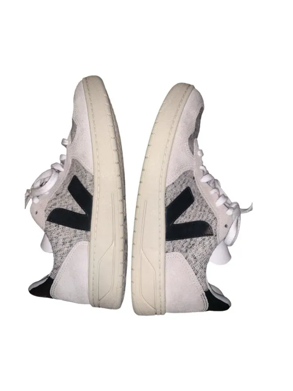 Veja Women's Sneakers Snow/ Black Size 8 Flannel Fabric Low Top Lace Up Shoe - Image 4