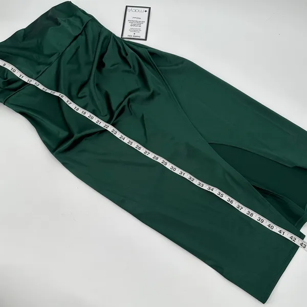Emerald Sundae Dress One Shoulder Juniors L Green Satin Stretch Party NEW READ - Image 10