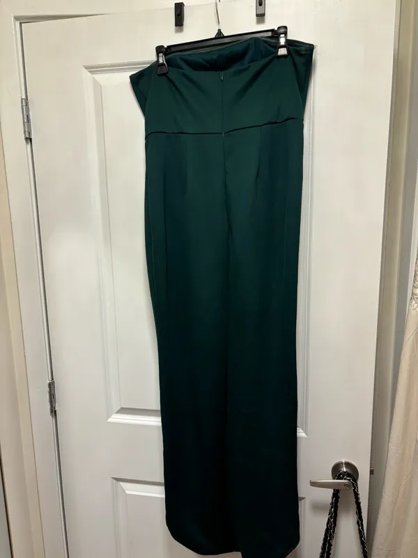 green formal dress - Image 2