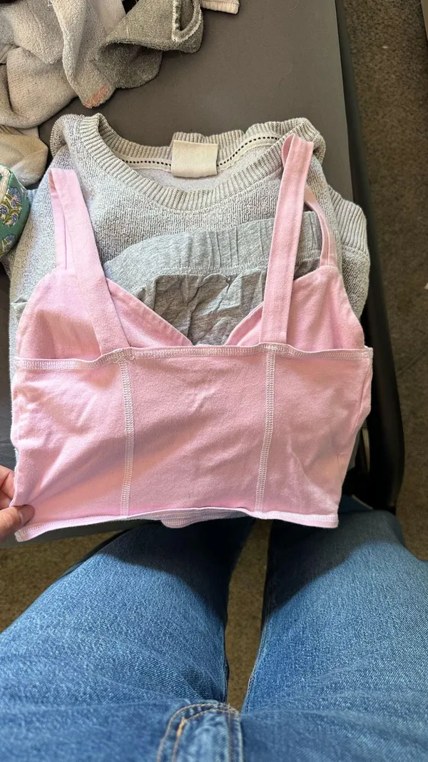 Pink crop top - Image 2
