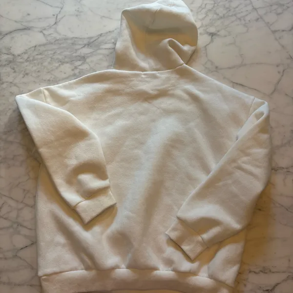 Edikted sweatshirt never worn Super soft  - Image 3