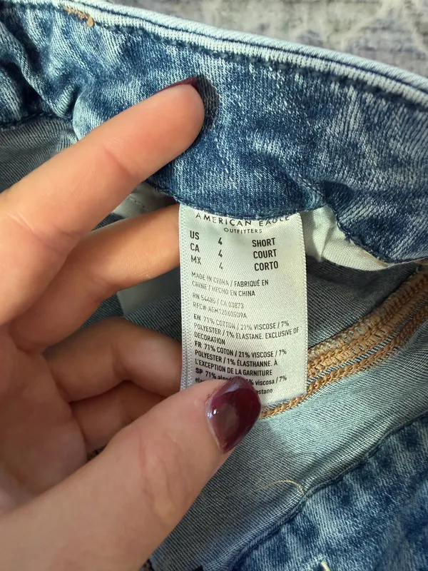 American Eagle Jeans - Image 3