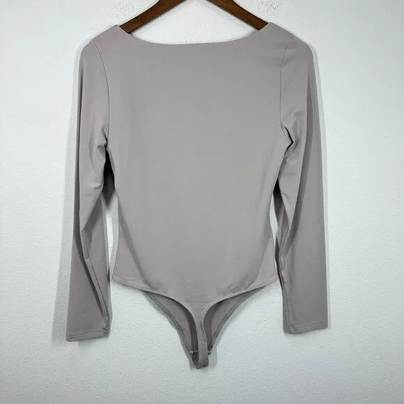 Babaton Light Grey Long Sleeve Bodysuit‎ Form Fitting Slimming Sweetheart - Image 2