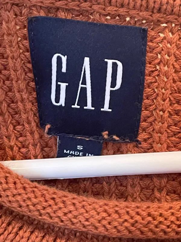 GAP 🎃 Women’s Ribbed Knit Crewneck Sweater – Rust Orange / Burnt Orange, Size Small - Image 2