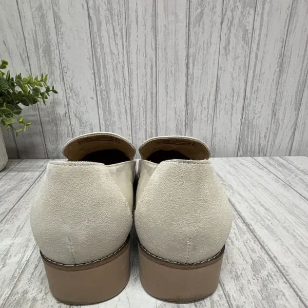 Womens Size 8 Vionic Ivory Slip-On Loafer Flats Solid Round Toe Rubber Sole - Image 4