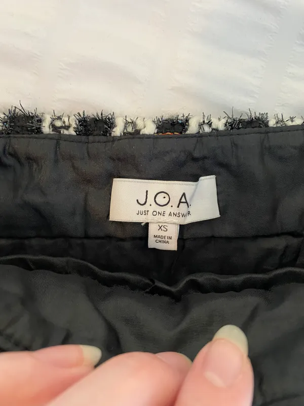 J.O.A. Beautiful Tweed Asymmetrical Skirt!! - Image 4