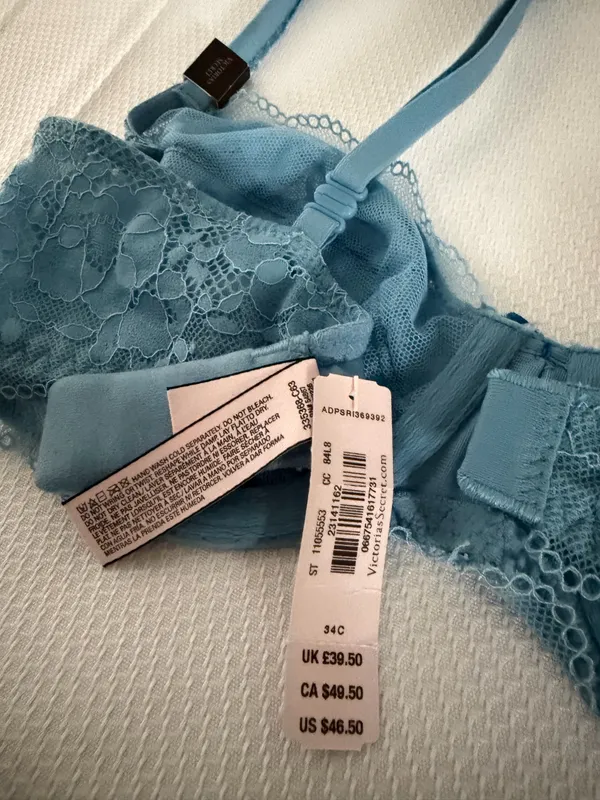 Victoria's Secret Bra - Image 4