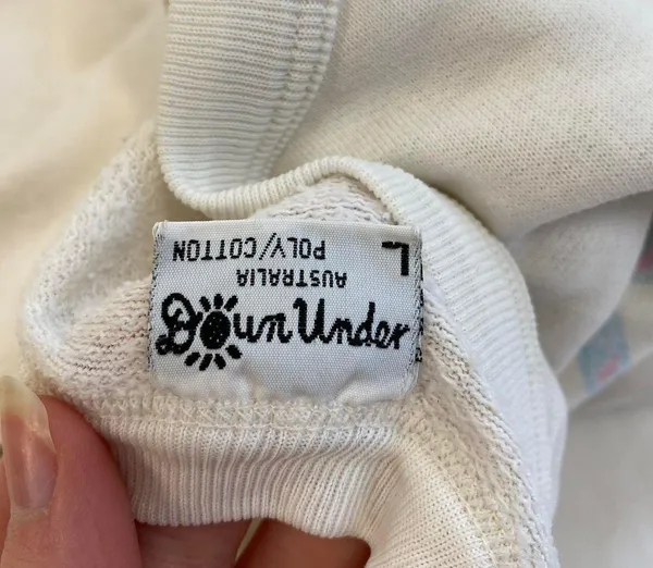 Vintage Down Under Crewneck Lightweight Material White Size L - Image 6