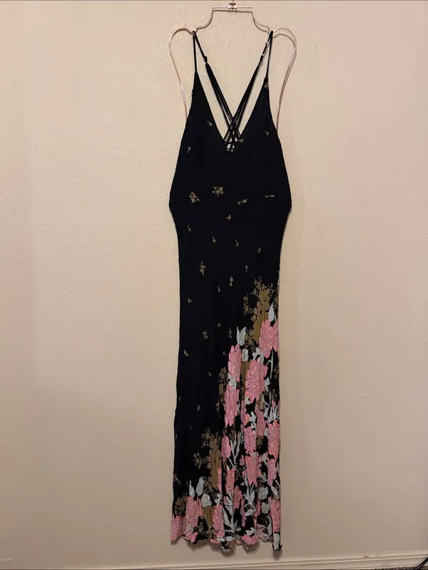 Free People Intimately Get To You Printed Black Maxi Dress in size Medium - Image 4