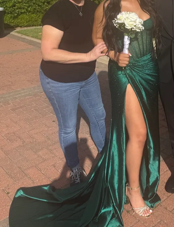 Sherri Hill Prom Dress Green Emerald - Image 4