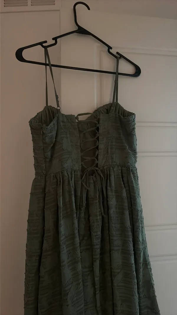 Jessica Simpson Green midi dress - Image 2