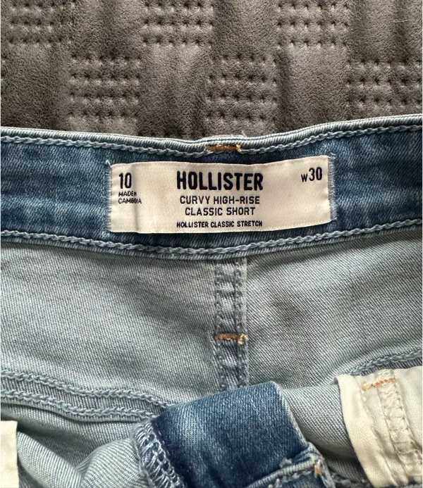 Hollister Curvy High-Rise Classic Short - Image 3