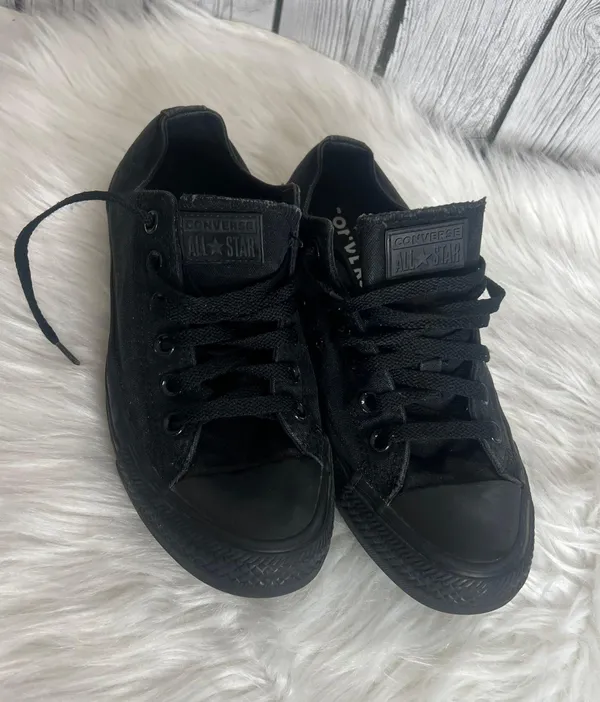 Converse ⸻   All Star Classic Black | Size 6  1/2 - Image 3