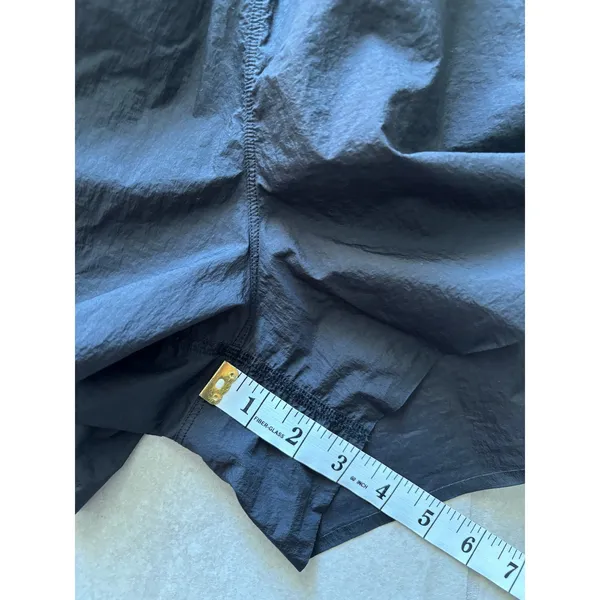 Lululemon Break New Ground Shorts Womens 8 Black Unlined Packable Travel Running - Image 6