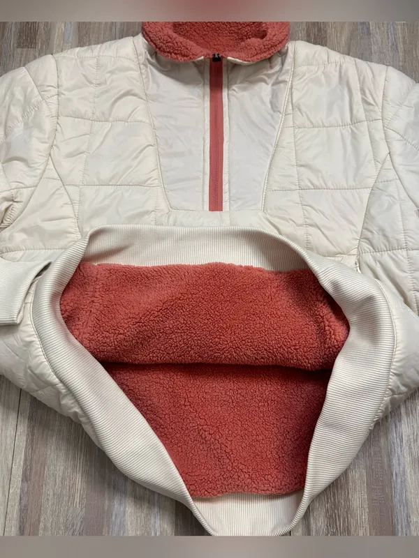 Pure Hockey Cream Quilted Pullover Jacket with Coral Sherpa Interior Women’s Med - Image 6