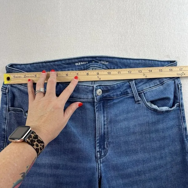 Old Navy‎ Sz 14 Jeans Wow Mid Rise Boot Cut Stretch Women's Boho Blue Denim - Image 11