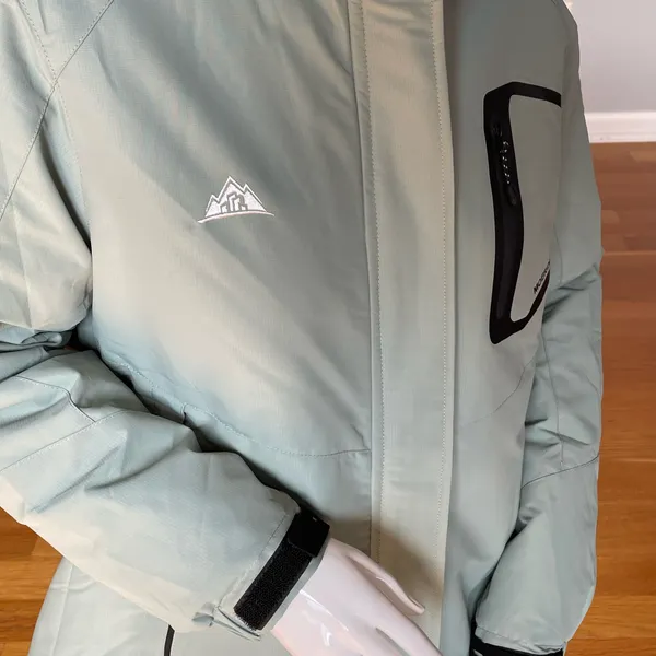 Moerdeng Women’s M Mint Green Waterproof Ski Snow Jacket Hooded Winter Coat NWT - Image 4