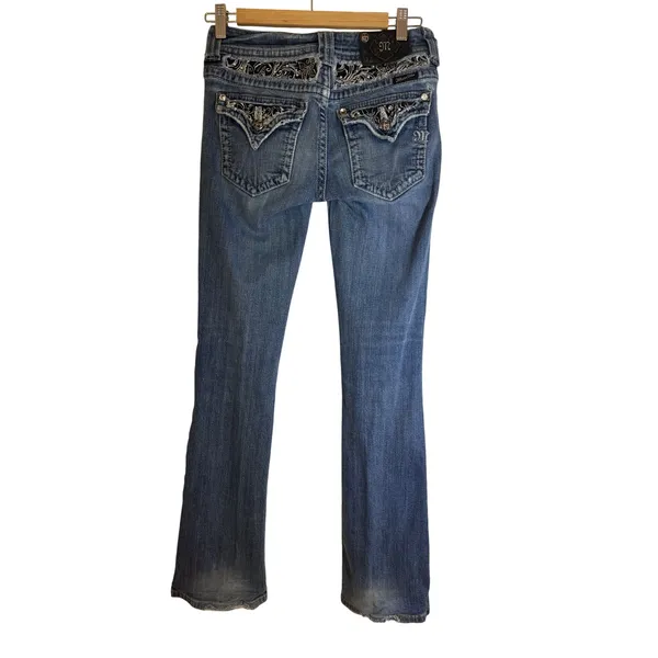 Miss Me Women's Embellished Butterfly‎ Pocket Bootcut Jeans Size 27 - Image 4