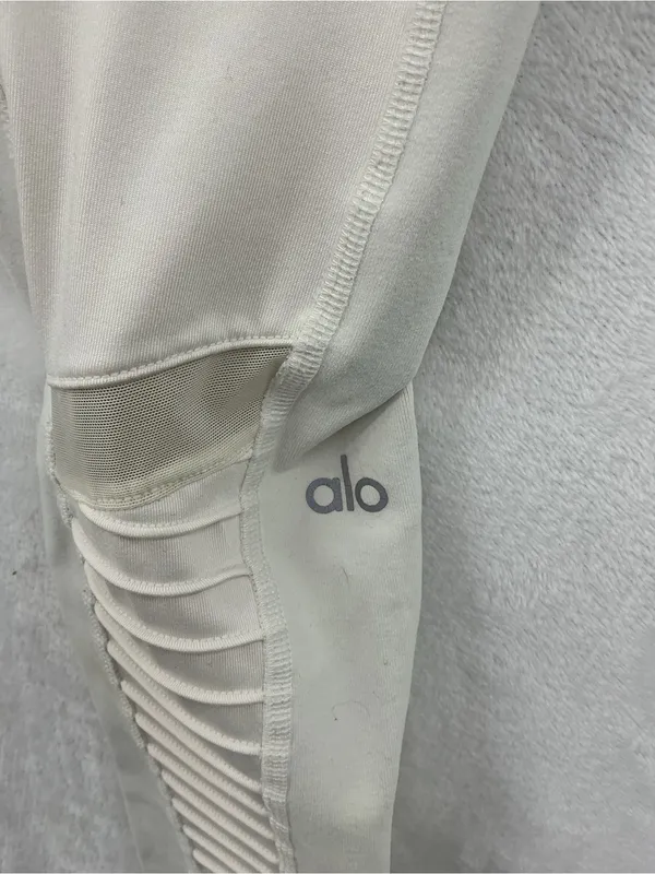 ALO Yoga White Ribbed Moto Leggings 1056 - Image 5