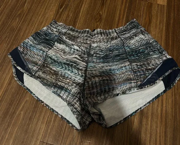 Size 10 Hotty Hot low rise shorts in the color digital oasis - Image 2