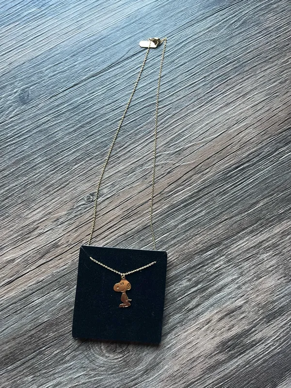 Peanuts Snoopy Gold Necklace - Image 2