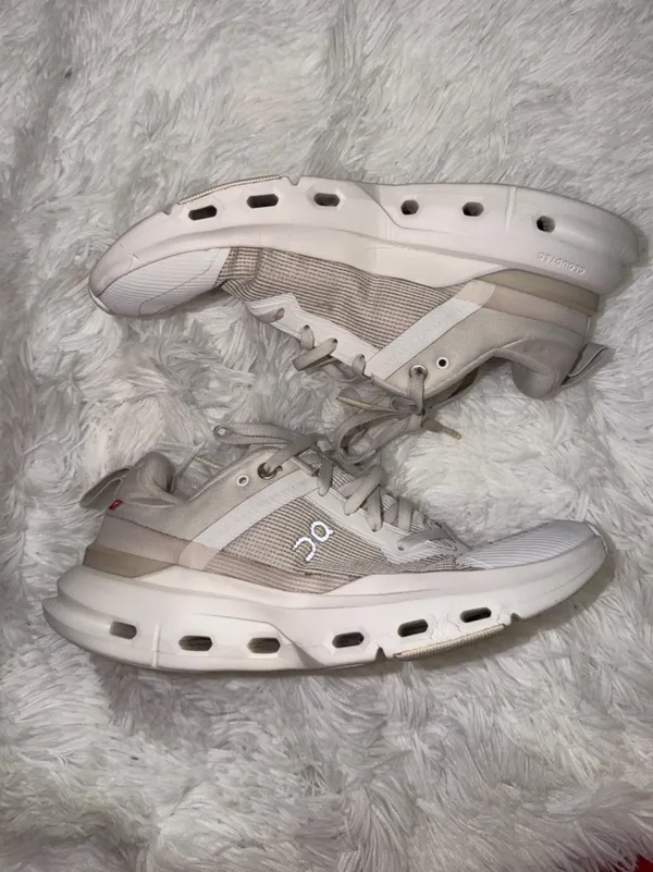 On Running CloudPulse Next Women's White Athletic Sneakers size 8.5 Tan - Image 2