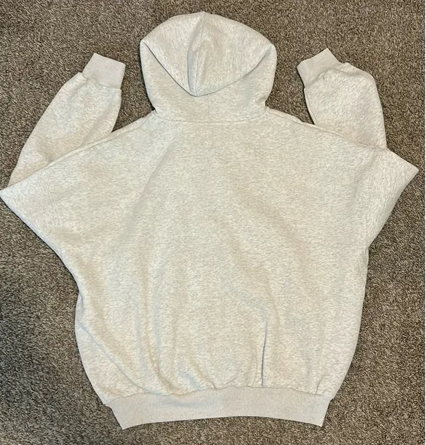 Comfrt Cloud zip hoodie - Image 2