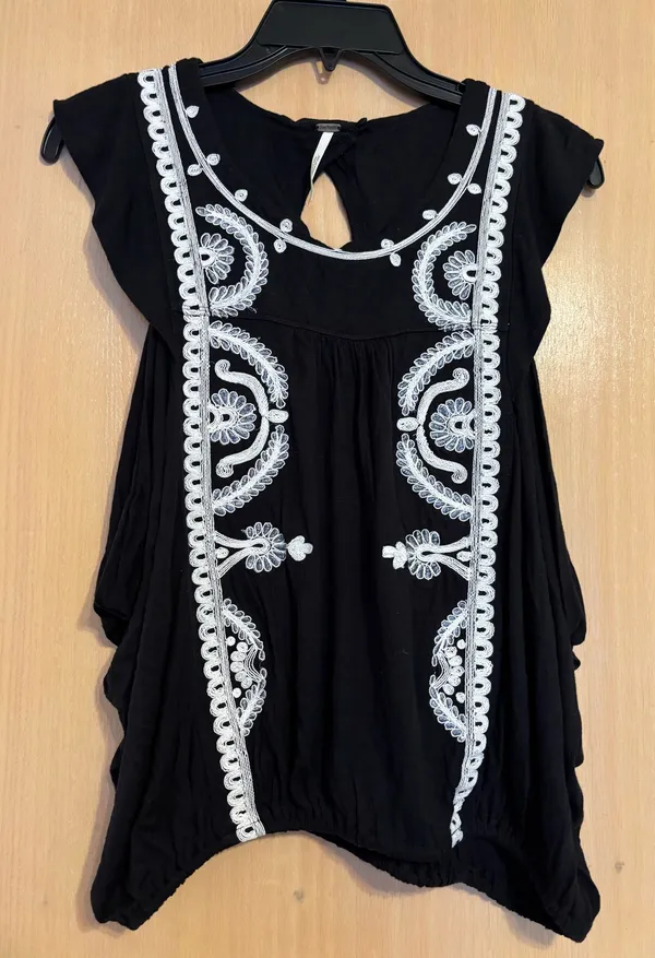 Free People Embroidered Top - Image 3