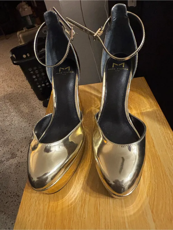 Marc Fisher ltf lucah platform gold heel 7.5 - Image 11