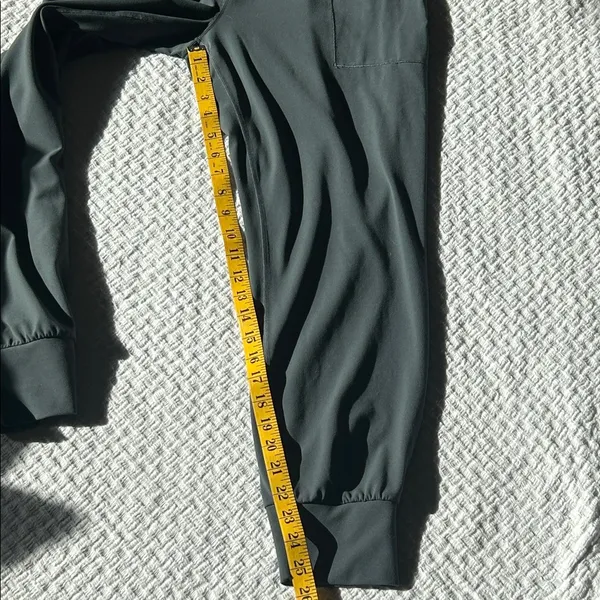 Athleta Women's Gray Joggers - Image 9