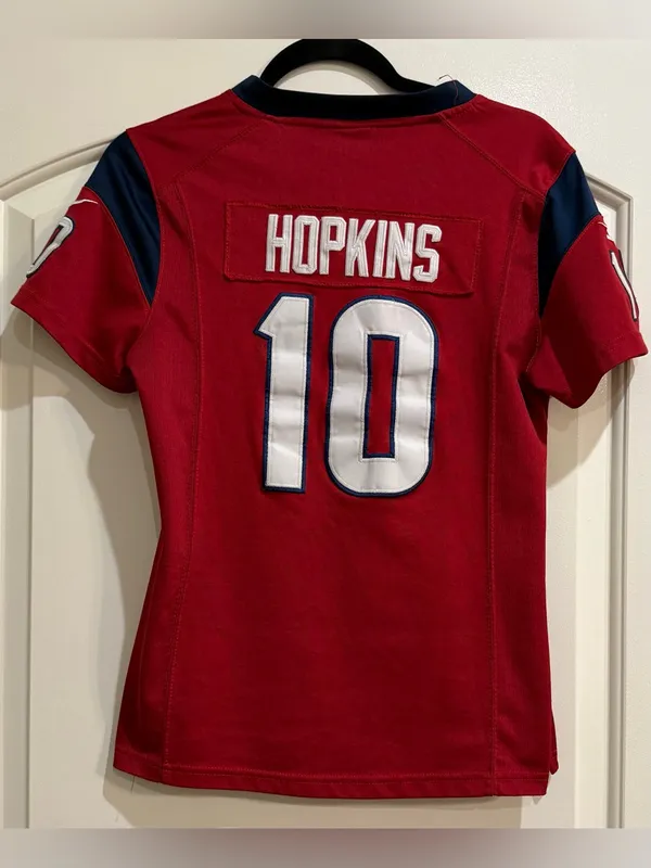 Womens Texans Hopkins No 10 jersey. Size Medium - Image 2
