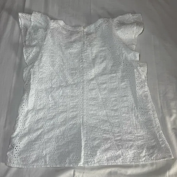 Gap Womens Embroidered White Ruffle Sleeveless Top Blouse Eyelet Size Large - Image 10