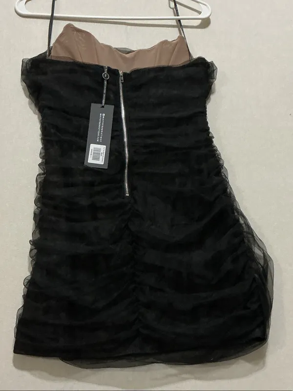 Elegant Strapless Black Ruched Cocktail Dress - Image 3