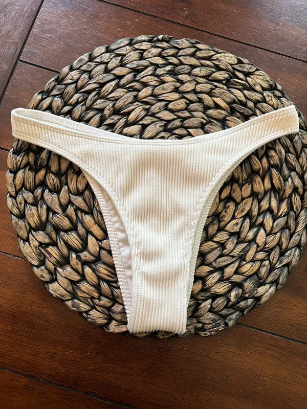 Hollister Bikini Bottoms - Image 5