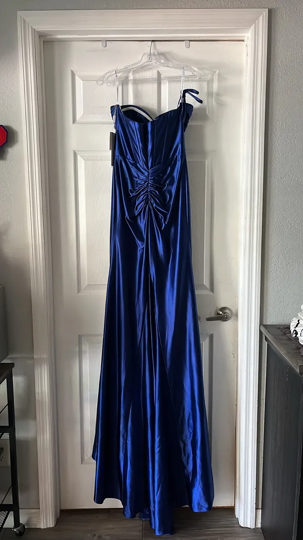 Sophia Collection designer boutique royal/navy blue prom dress - Image 6