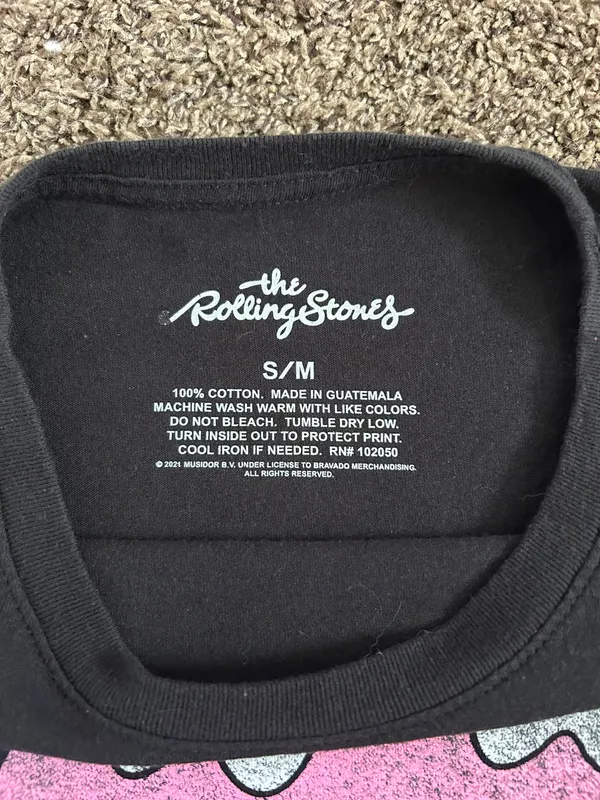 Graphic T-shirt - Image 2