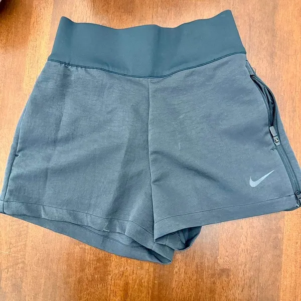 Nike High Waisted Tennis Shorts - M - Image 2