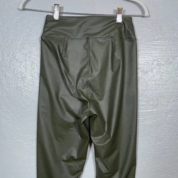 Offline by Aerie Women M Olive Green Faux Leather Leggings High Rise Athleisure - Image 7
