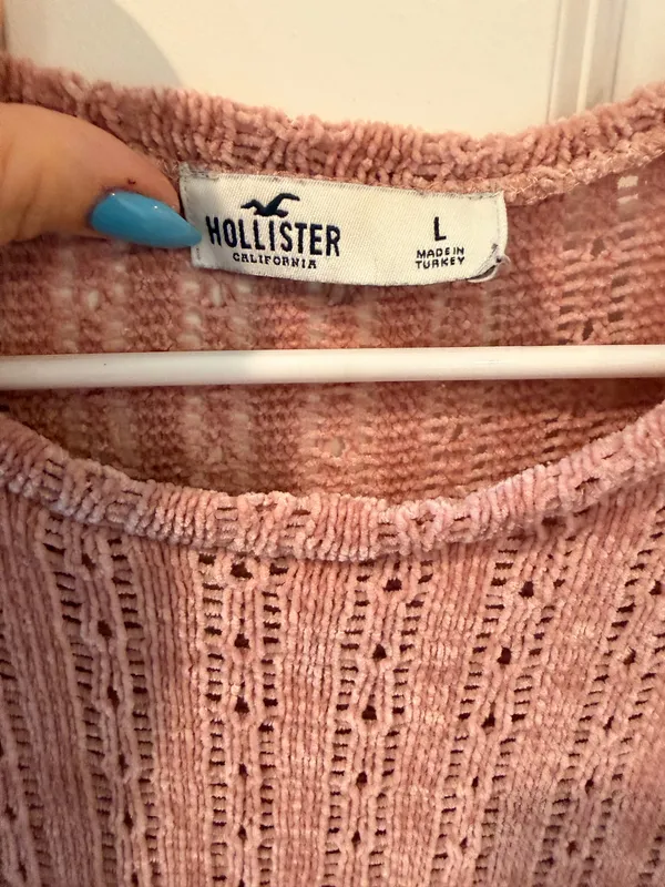Hollister Pink Long Sleeve Crop Top Size Large - Image 2