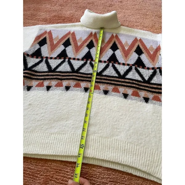 “Forever 21”SWEATER  - Image 3