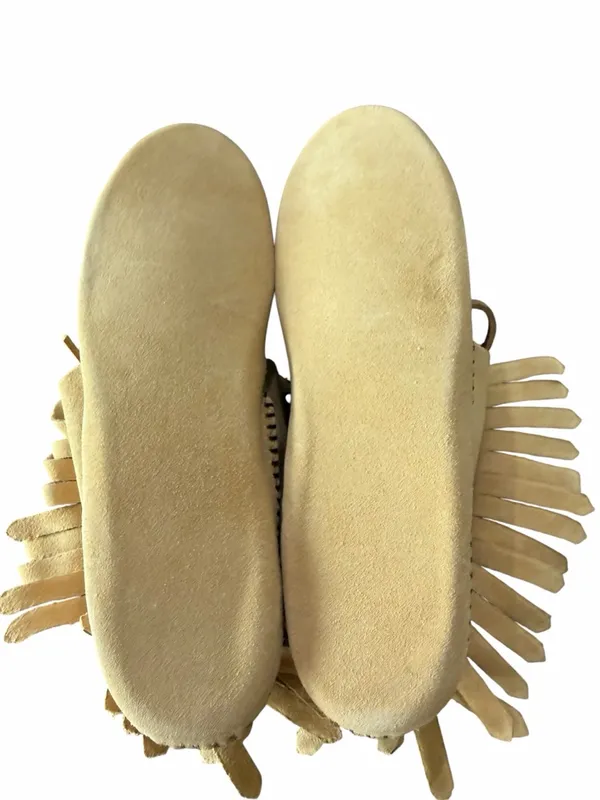 Minnetonka NEW Women's Classic Fringe Low Boot Size 9 #260908 - Image 6