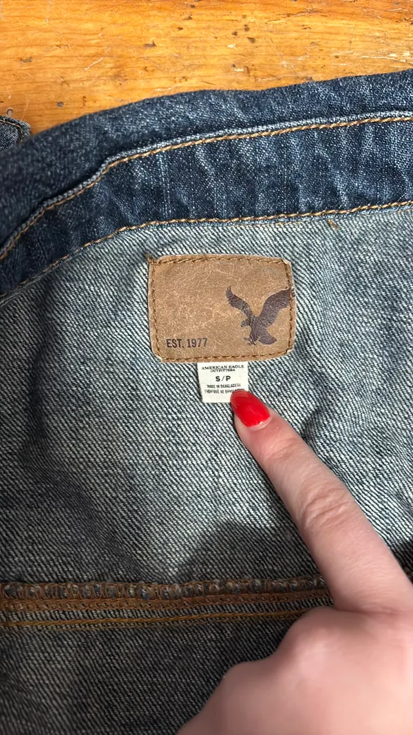 American Eagle Jean Jacket - Image 4