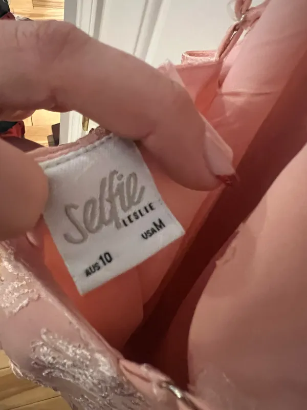 Selfie Leslie Dress - Image 4