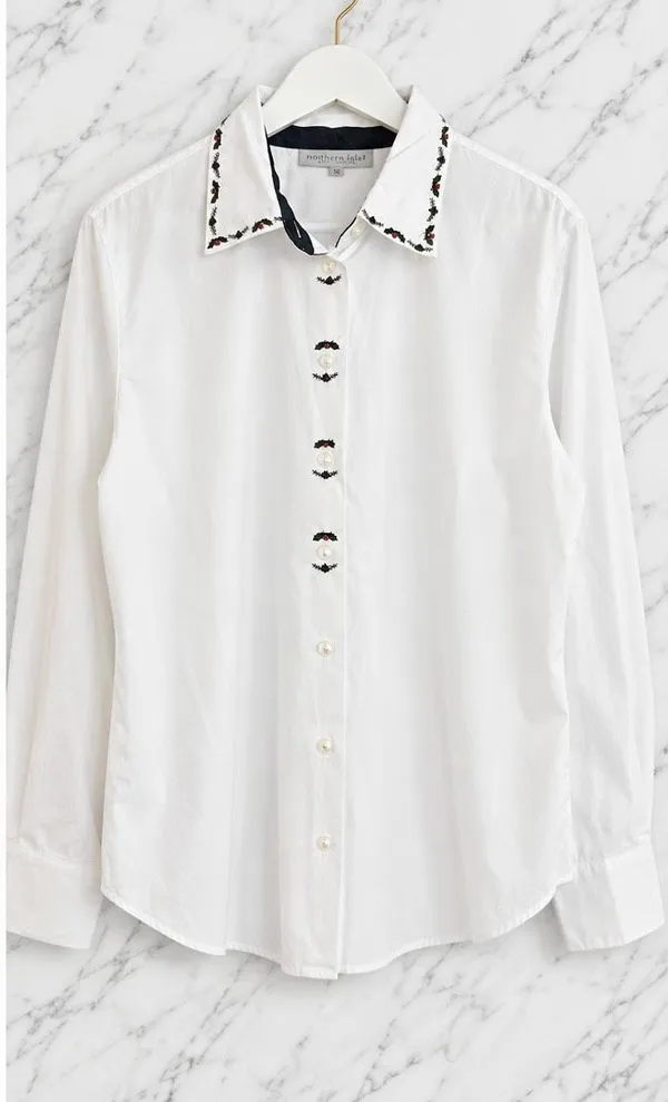 Northern Isles white cotton holly embroidered neckline button down 16 - Image 10