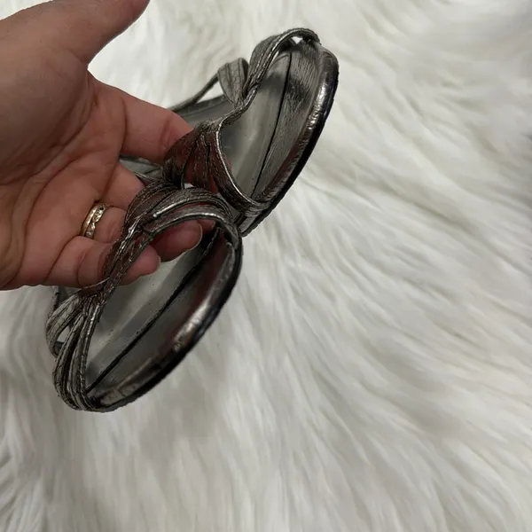 ✨Calvin Klein Silver shoes - Image 7
