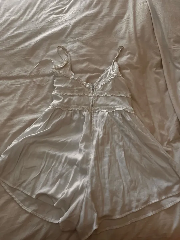 White romper - Image 3