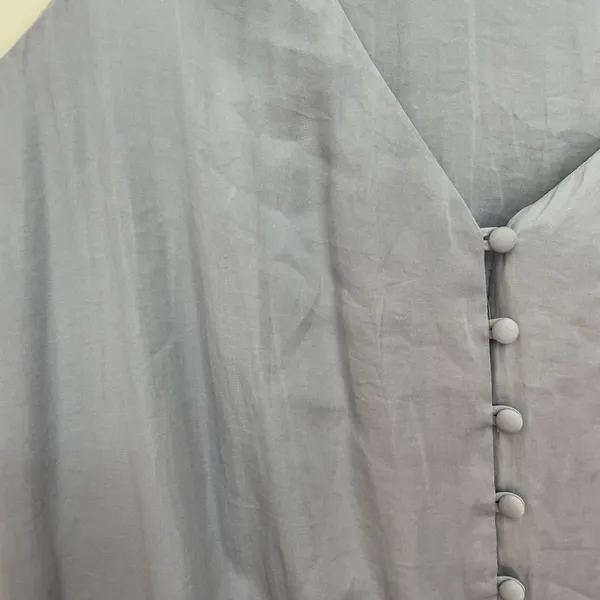 Dolan Sleeveless Blouse Top Light Blue Button Front FLAWS ~ Women’s Size M - Image 11