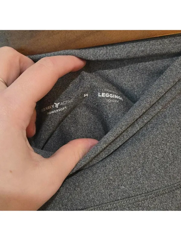 Old Navy High Rise Go Dry Active Legging - Image 4