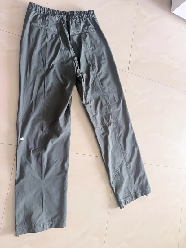 Alo Yoga Flip It Trouser Dark Cactus Check The Measurements Pocket Zipper - Image 13