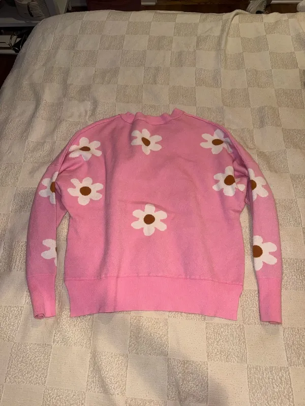 Pink Daisy Knit Sweater - Cozy Floral Crewneck - Image 2